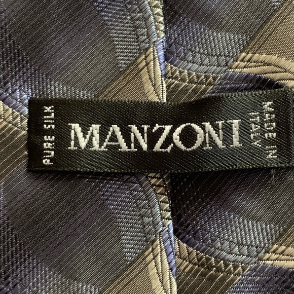 ✅HOST Pick✅ Manzoni Silk Tie, XL - Picture 4 of 5